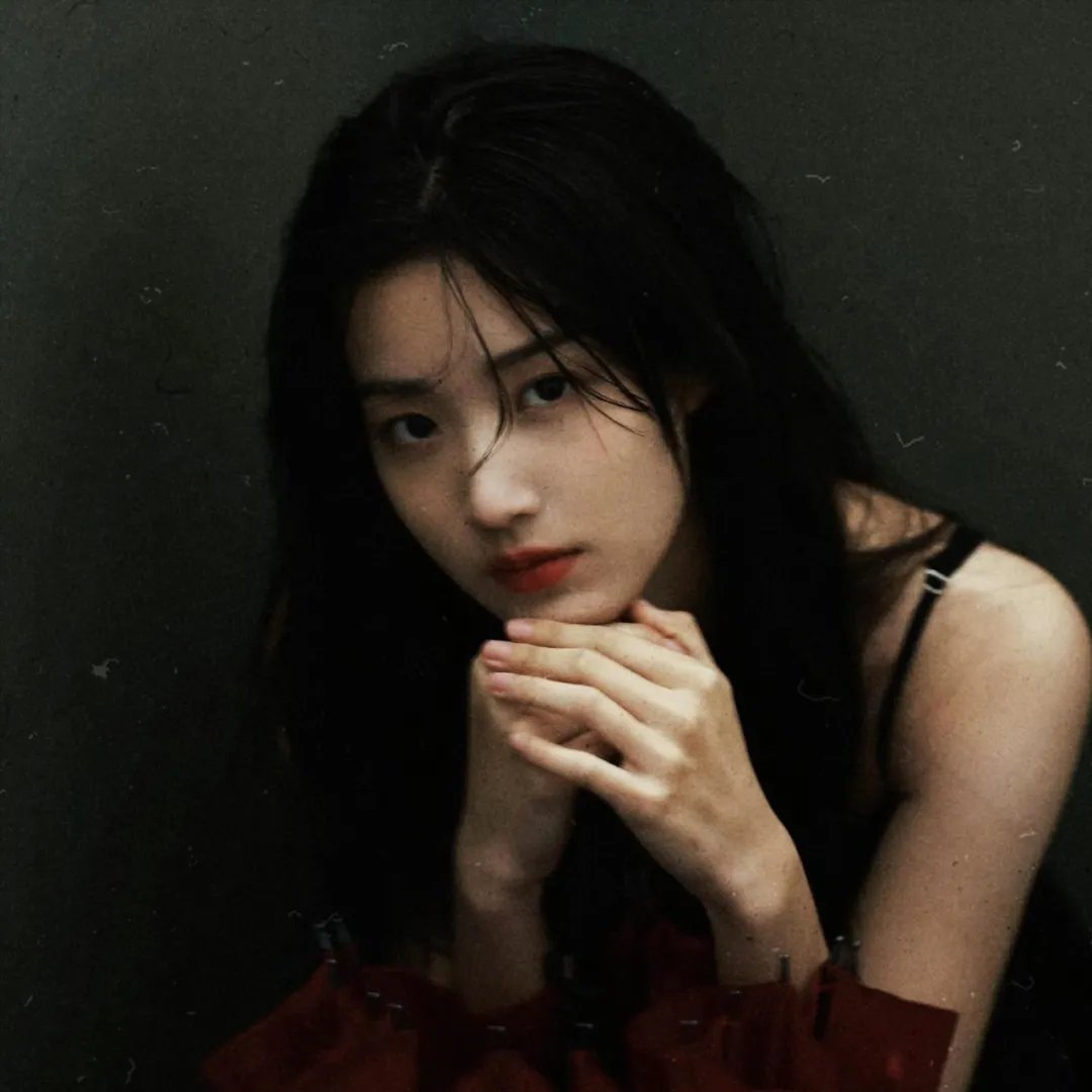 困在婚礼上的伴娘